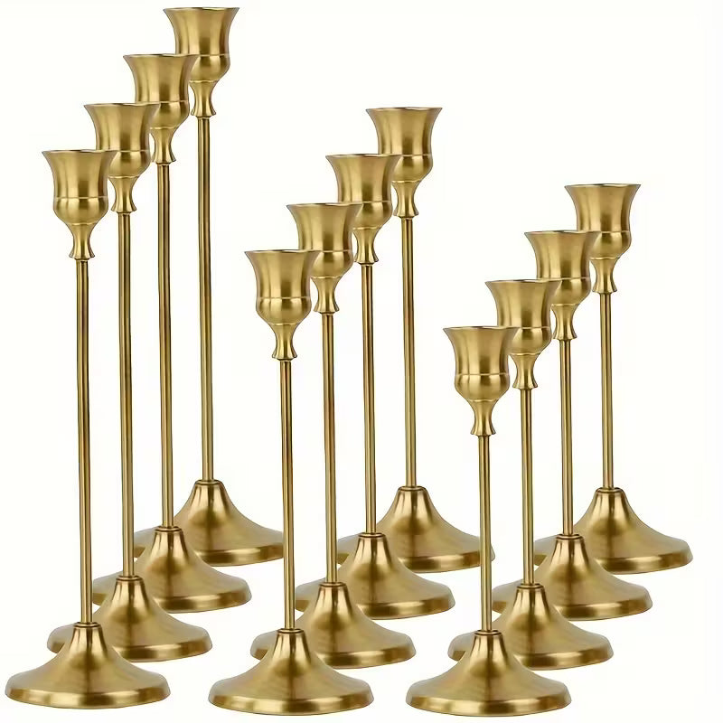 Bougeoirs en métal avec cloche – Finition dorée brossée